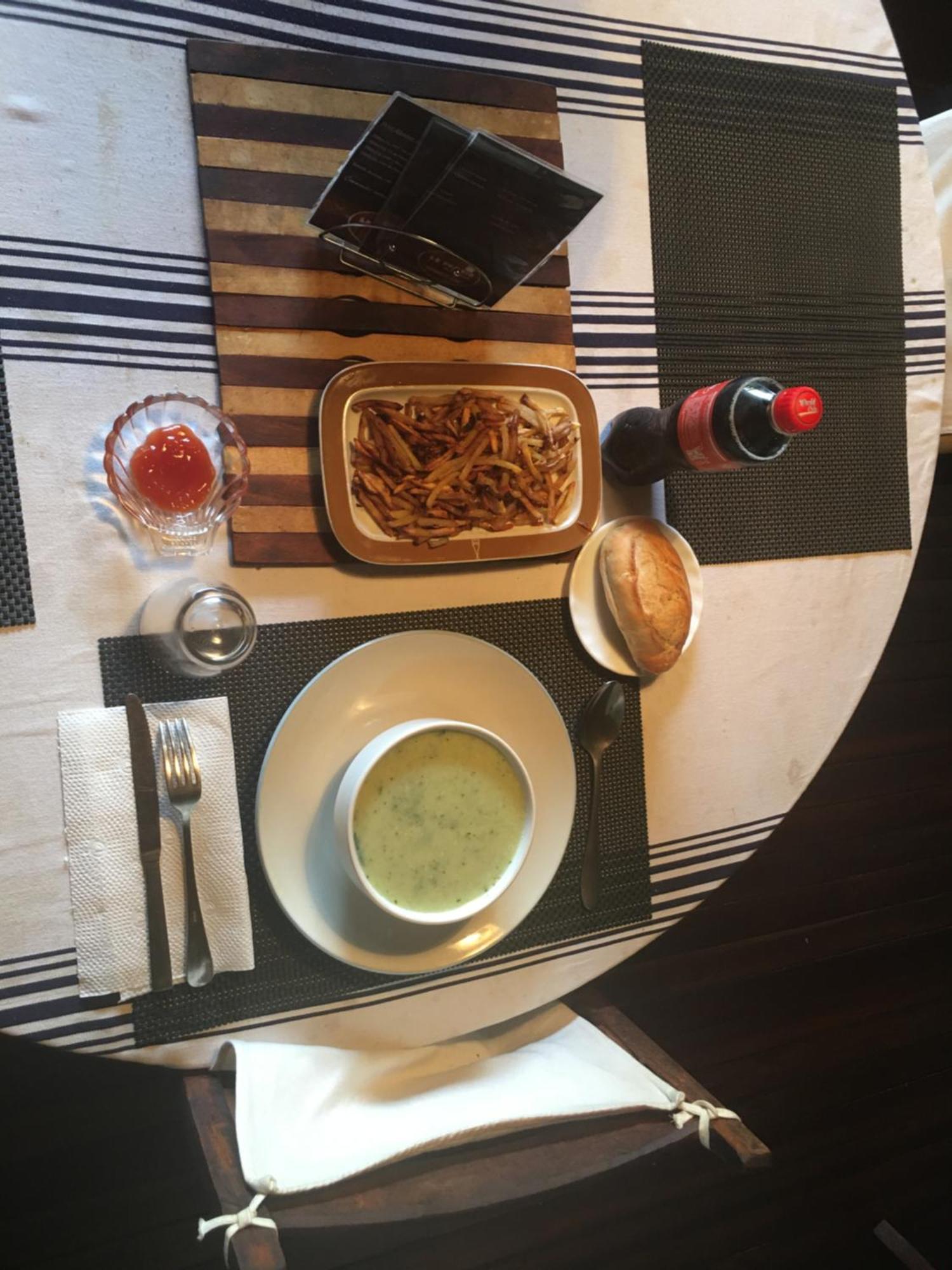 Le Fumoir Guest House Familiale Antananarivo Luaran gambar